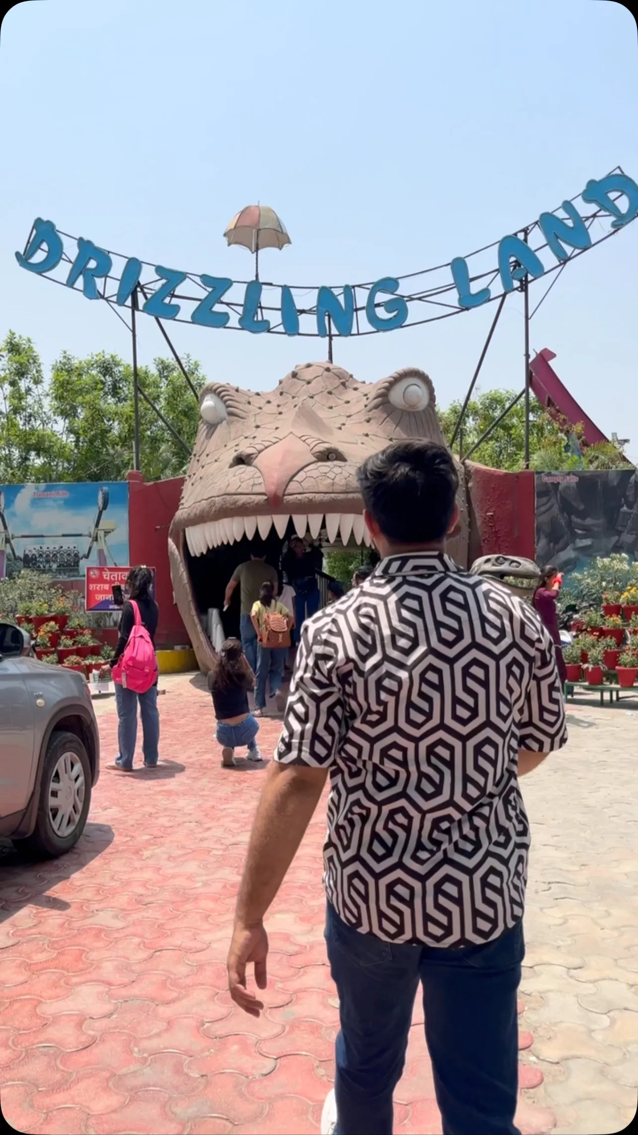 Drizzling Land